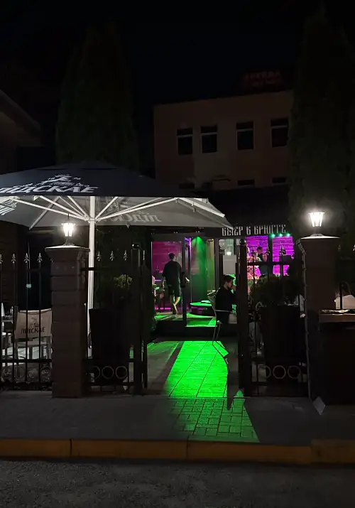 Белдіктері бар бисексуалдар бейне